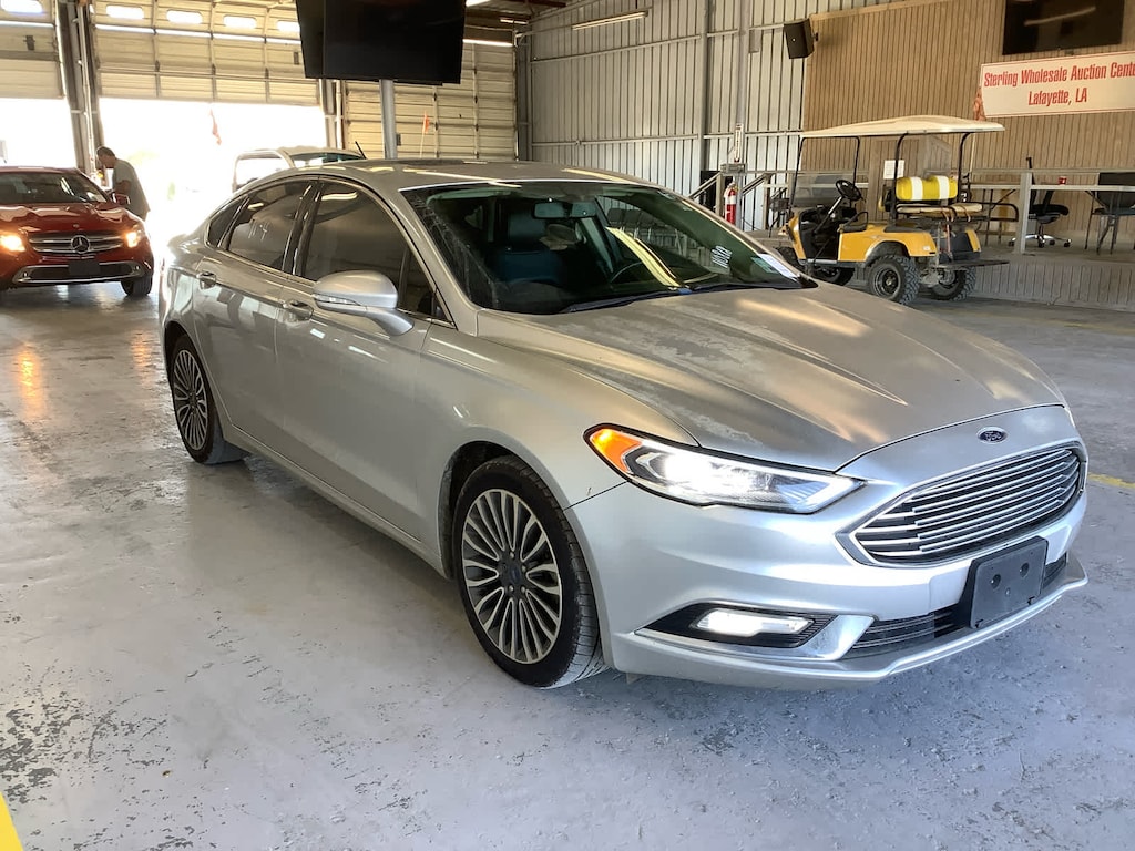 Used 2017 Ford Fusion SE Sedan
