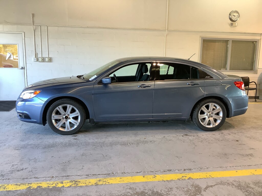 Used 2011 Chrysler 200 Touring Sedan