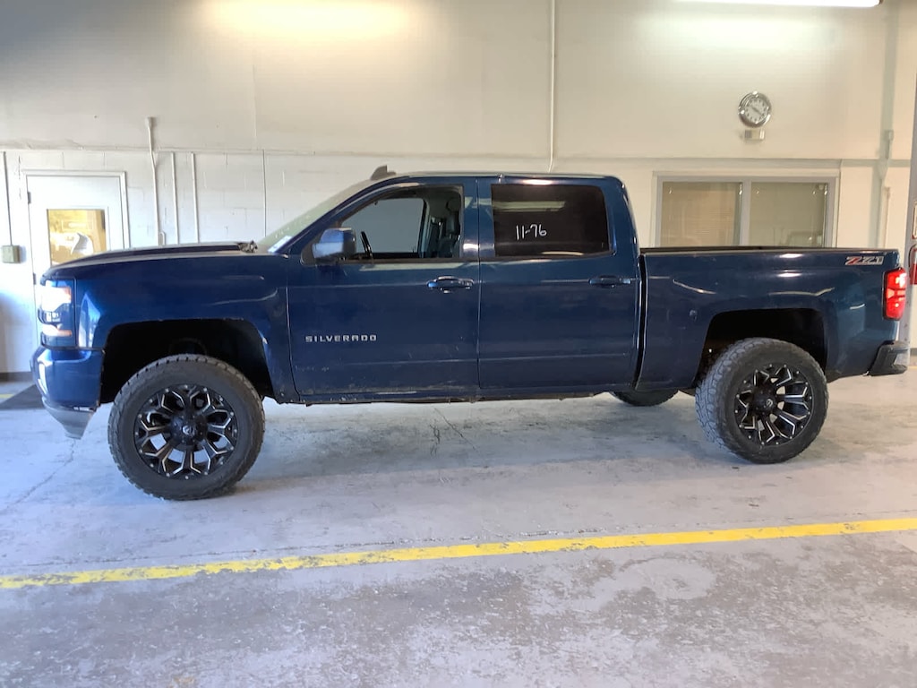 Used 2016 Chevrolet Silverado 1500 LT Truck Crew Cab