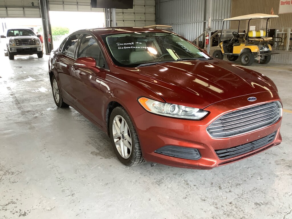 Used 2014 Ford Fusion SE Sedan