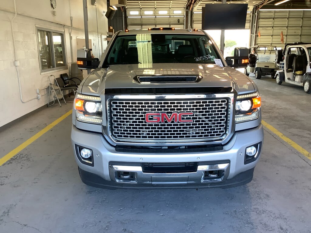 Used 2017 GMC Sierra 2500HD Denali Truck Crew Cab