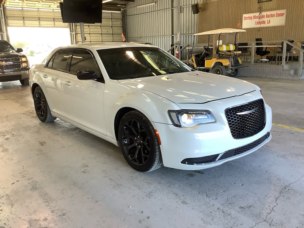 Used 2019 Chrysler 300 Touring Sedan