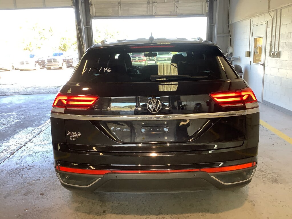 Used 2023 Volkswagen Atlas Cross Sport 2.0T SE w/Technology SUV