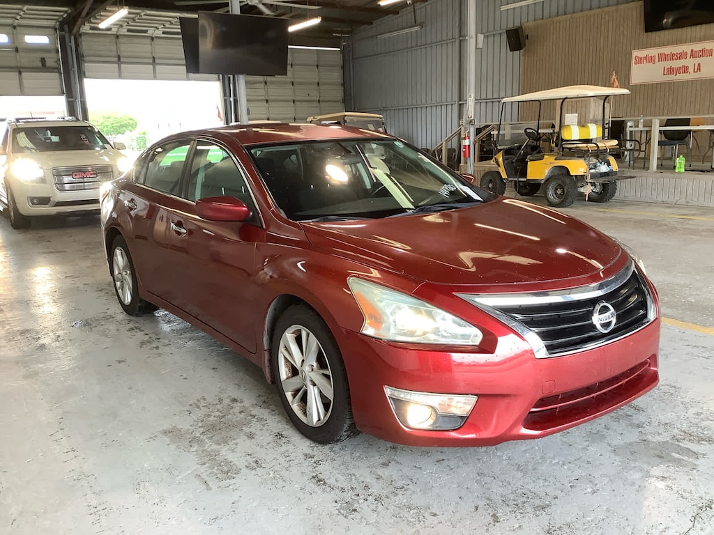 Used 2015 Nissan Altima 2.5 SV Sedan