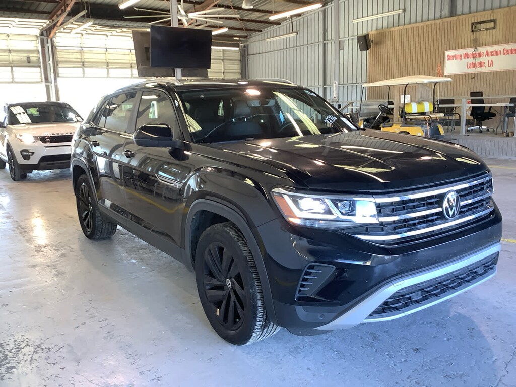 Used 2023 Volkswagen Atlas Cross Sport 2.0T SE w/Technology SUV