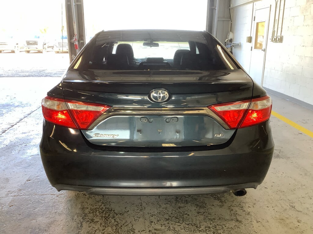 Used 2015 Toyota Camry XLE Sedan