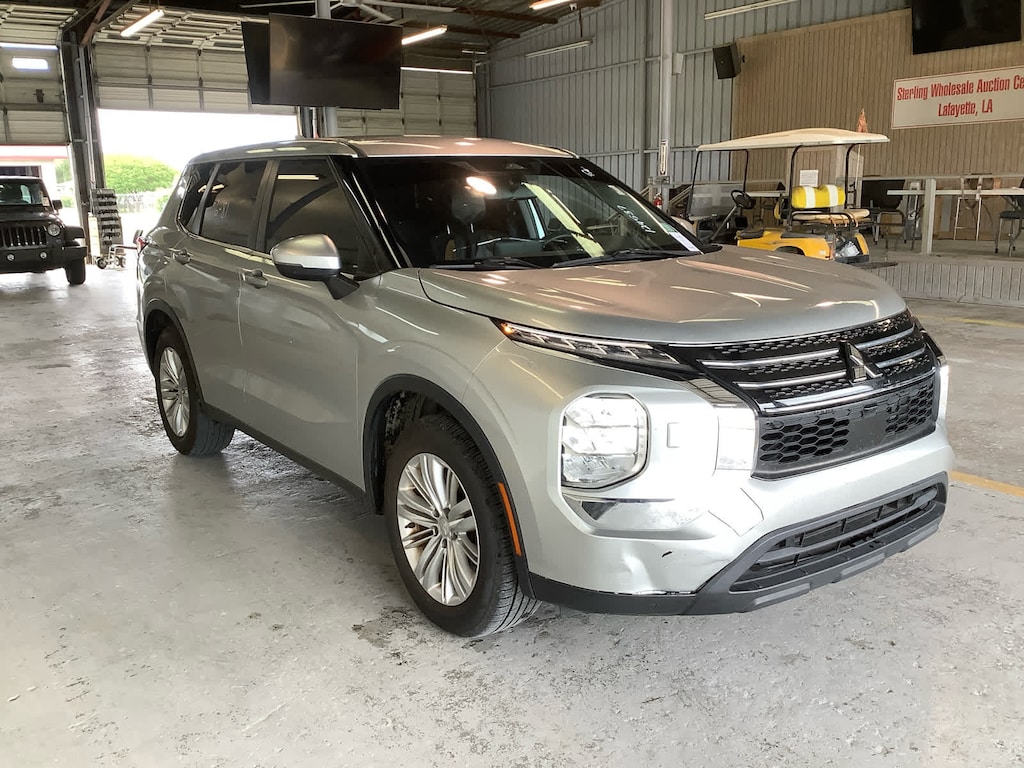 Used 2022 Mitsubishi Outlander ES CUV