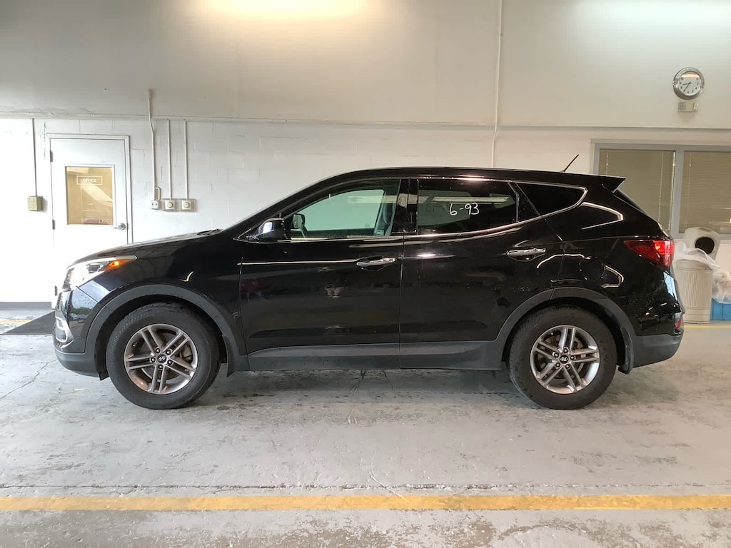 Used 2018 Hyundai Santa Fe Sport 2.4L SUV