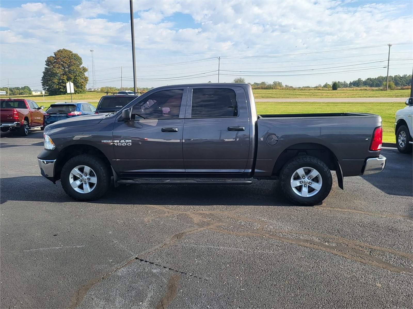 Used 2018 RAM Ram 1500 Pickup SSV with VIN 1C6RR7XT9JS251408 for sale in Jasper, IN