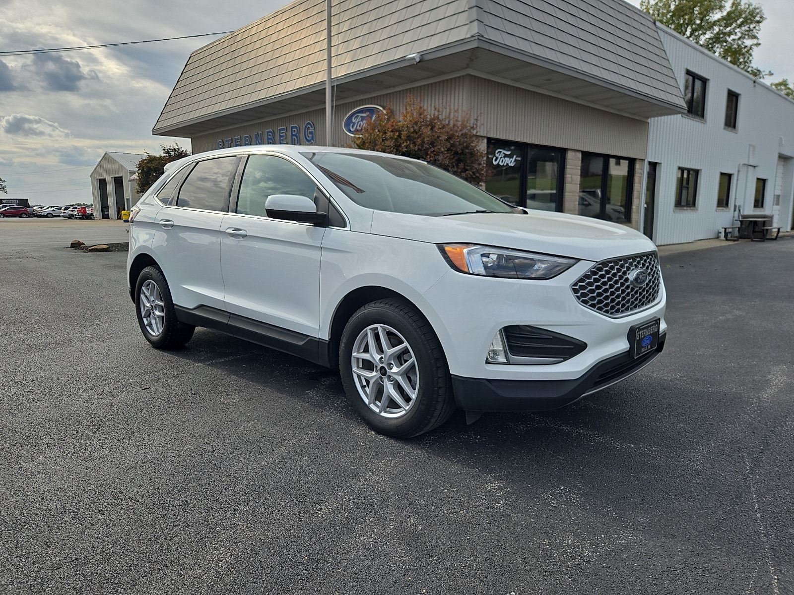 2024 Ford Edge