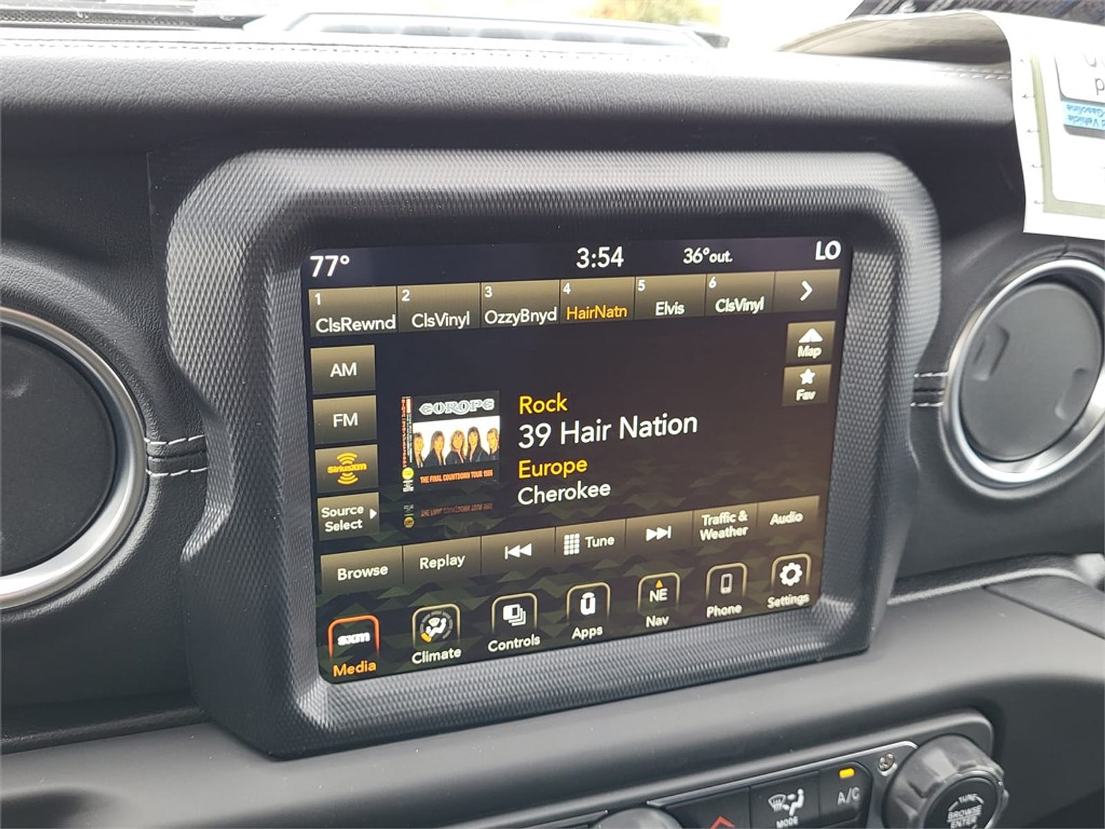 2023 Jeep Wrangler 4xe Sahara 4XE - Photo 14