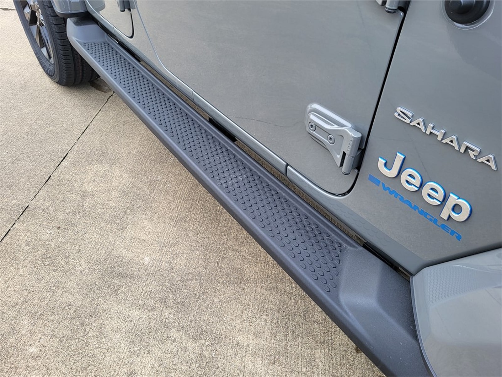 2023 Jeep Wrangler 4xe Sahara 4XE - Photo 8