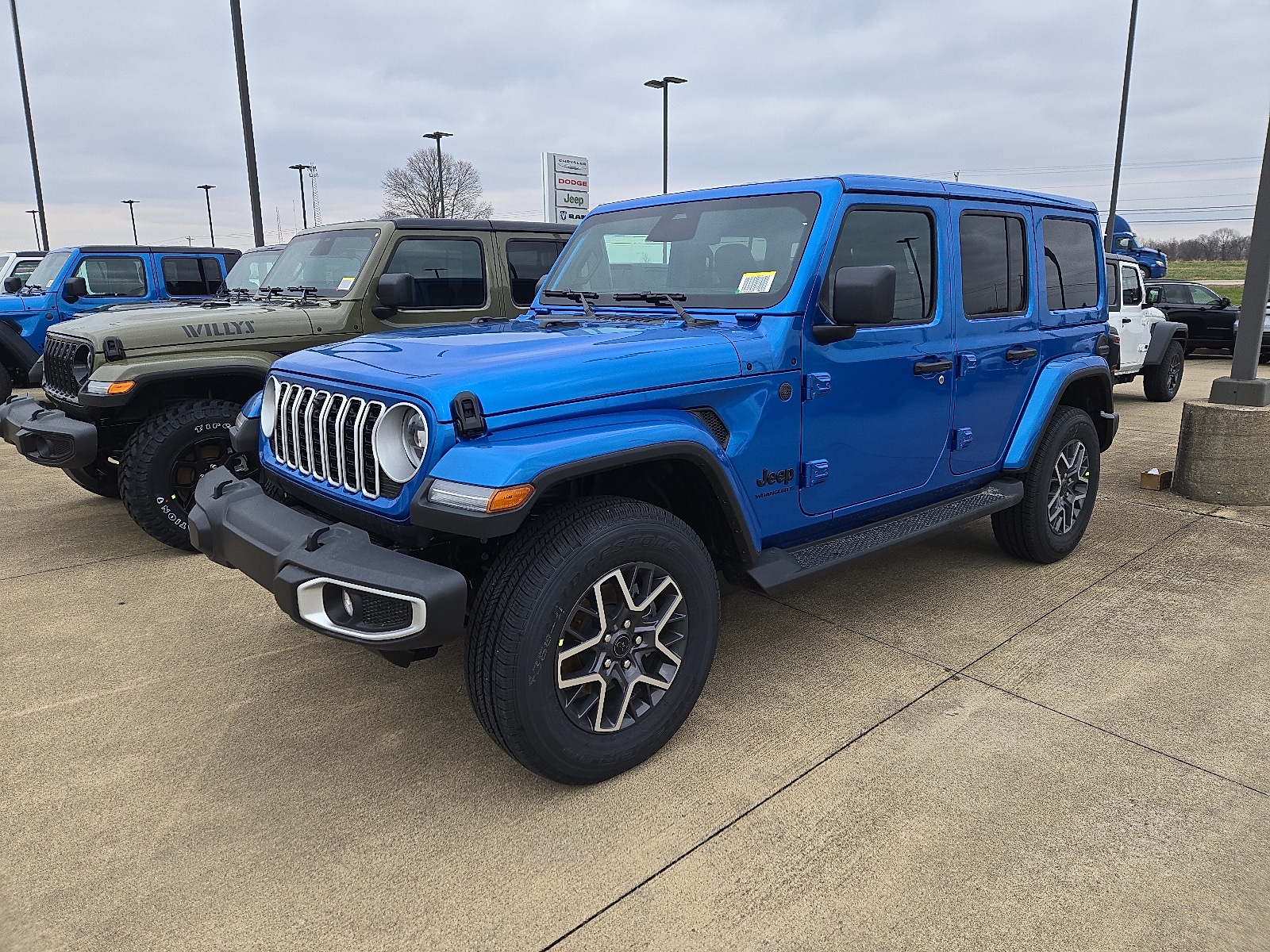 2026 Jeep Wrangler 4-Door Sahara's photo