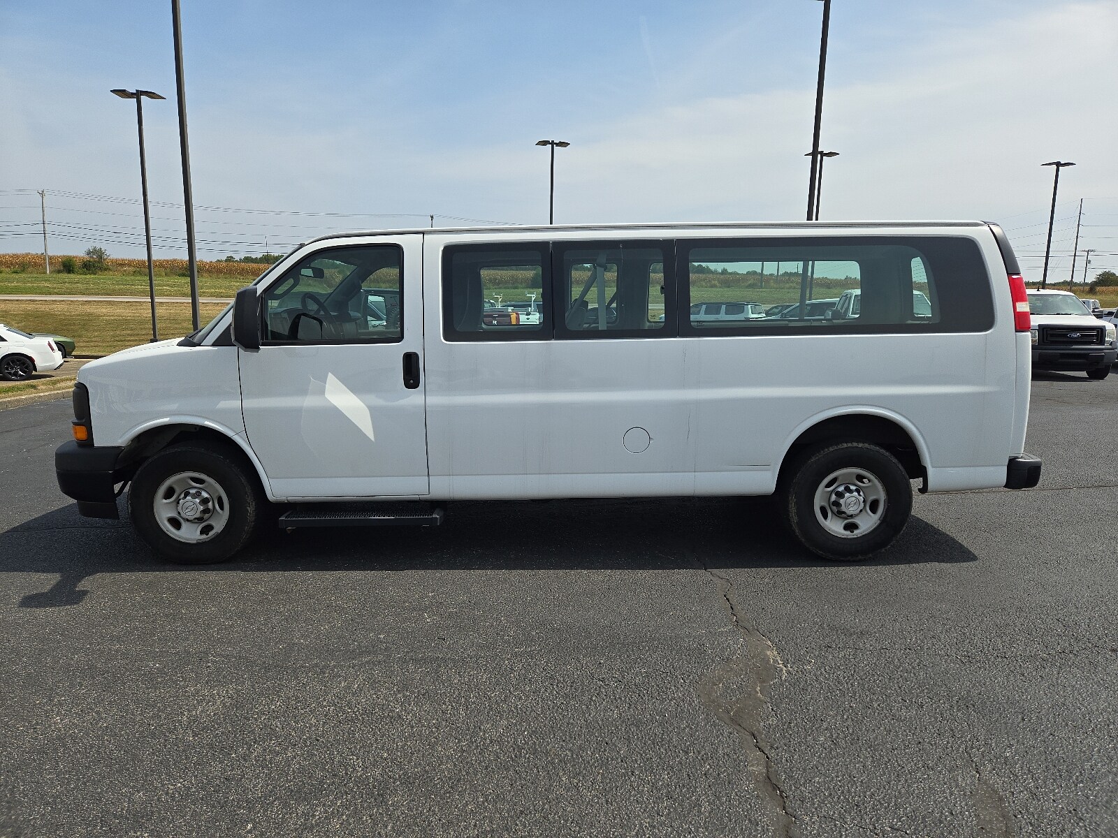 2017 Chevrolet Express Cargo 2500 Work Van photo 2