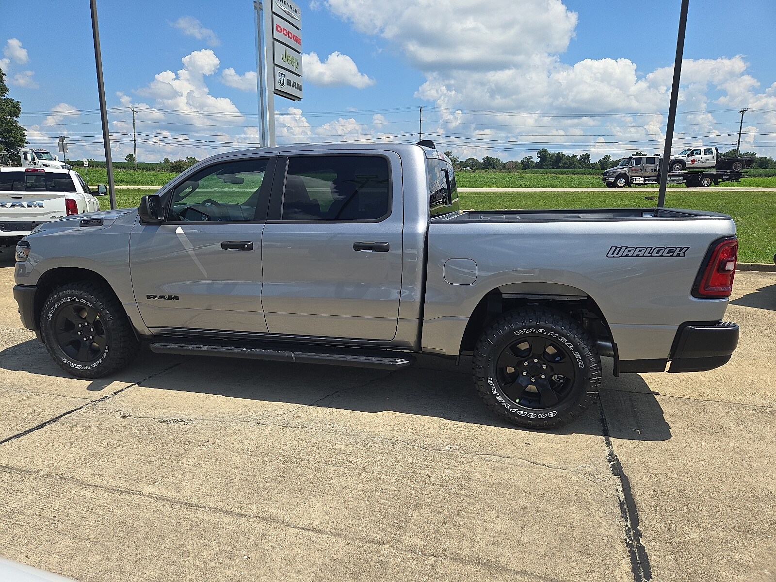 2026 Ram 1500 Warlock photo 2