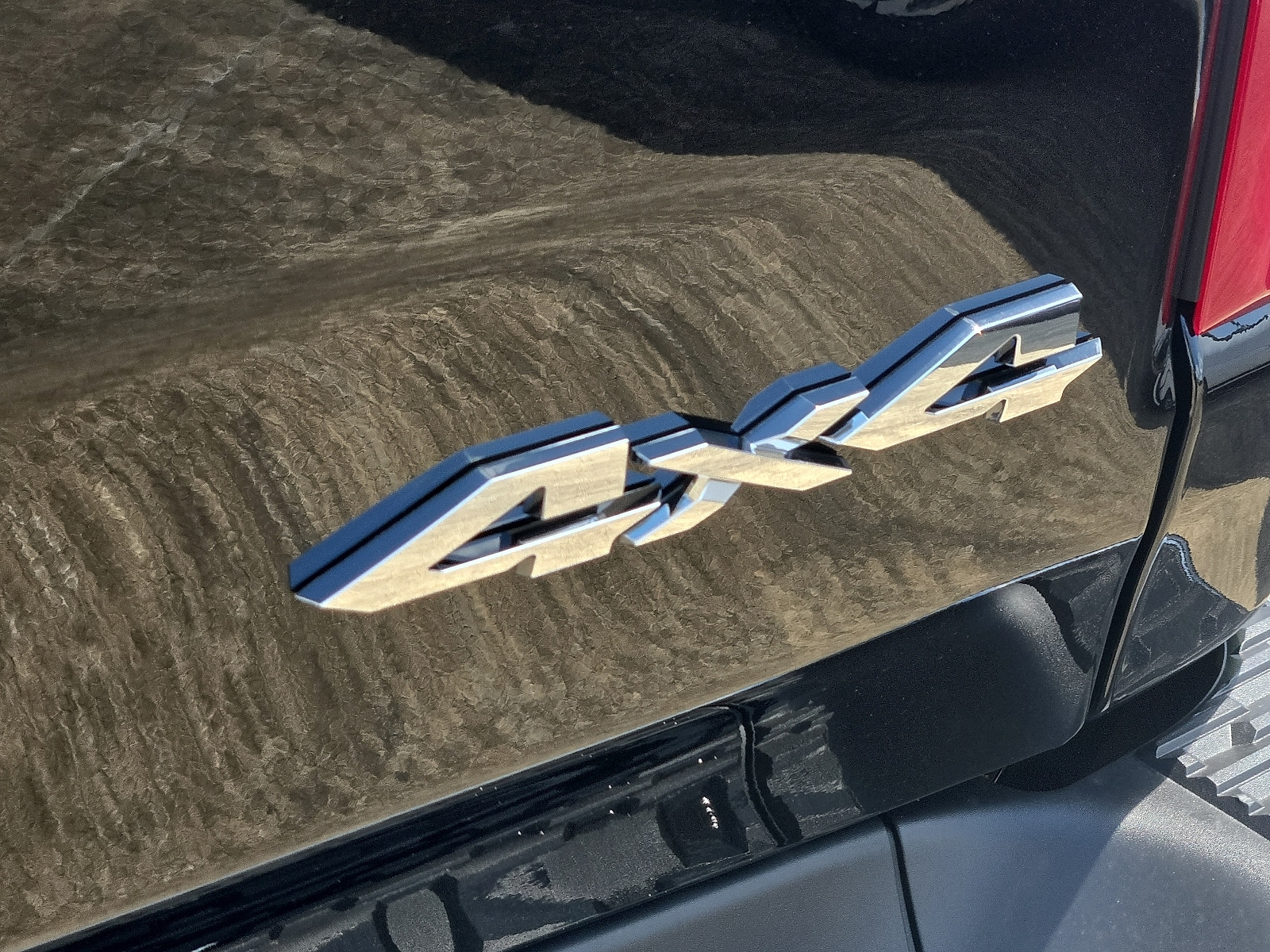 2025 RAM 1500 Laramie - Photo 6