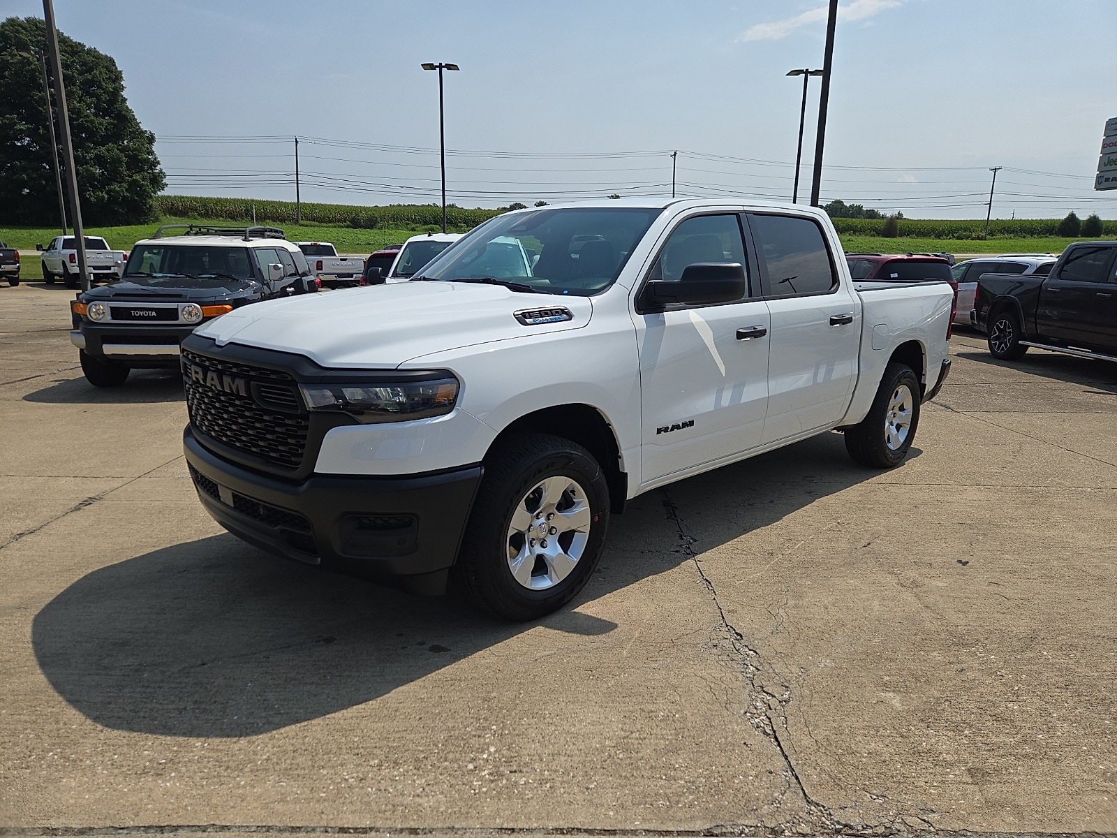 2026 Ram 1500 Tradesman Crew Cab 4x4 57 Box
