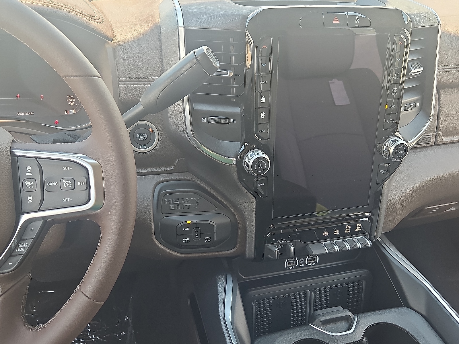 2025 RAM 2500 Laramie - Photo 14