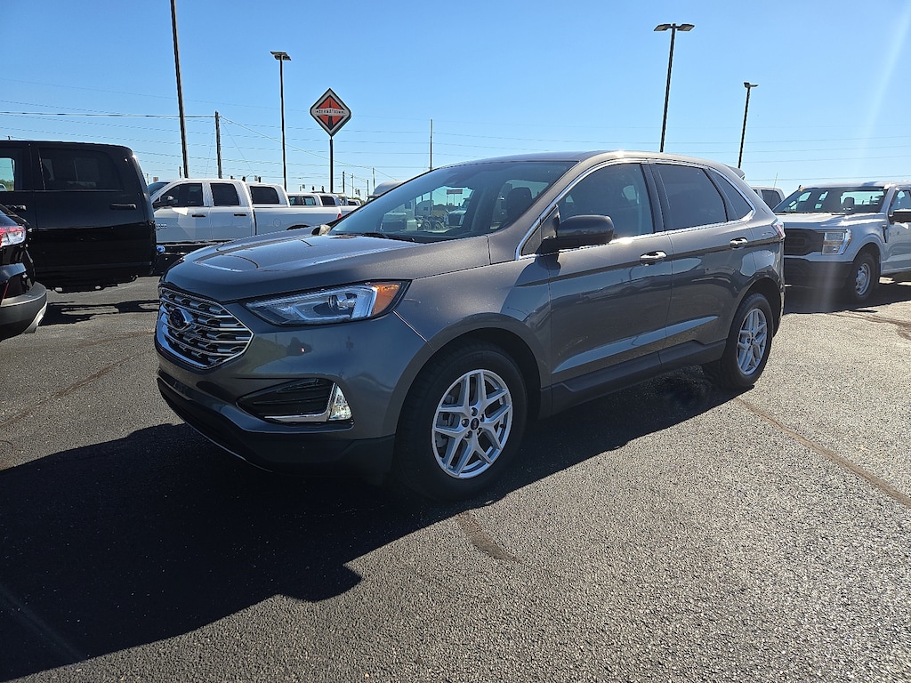 Used 2022 Ford Edge SEL