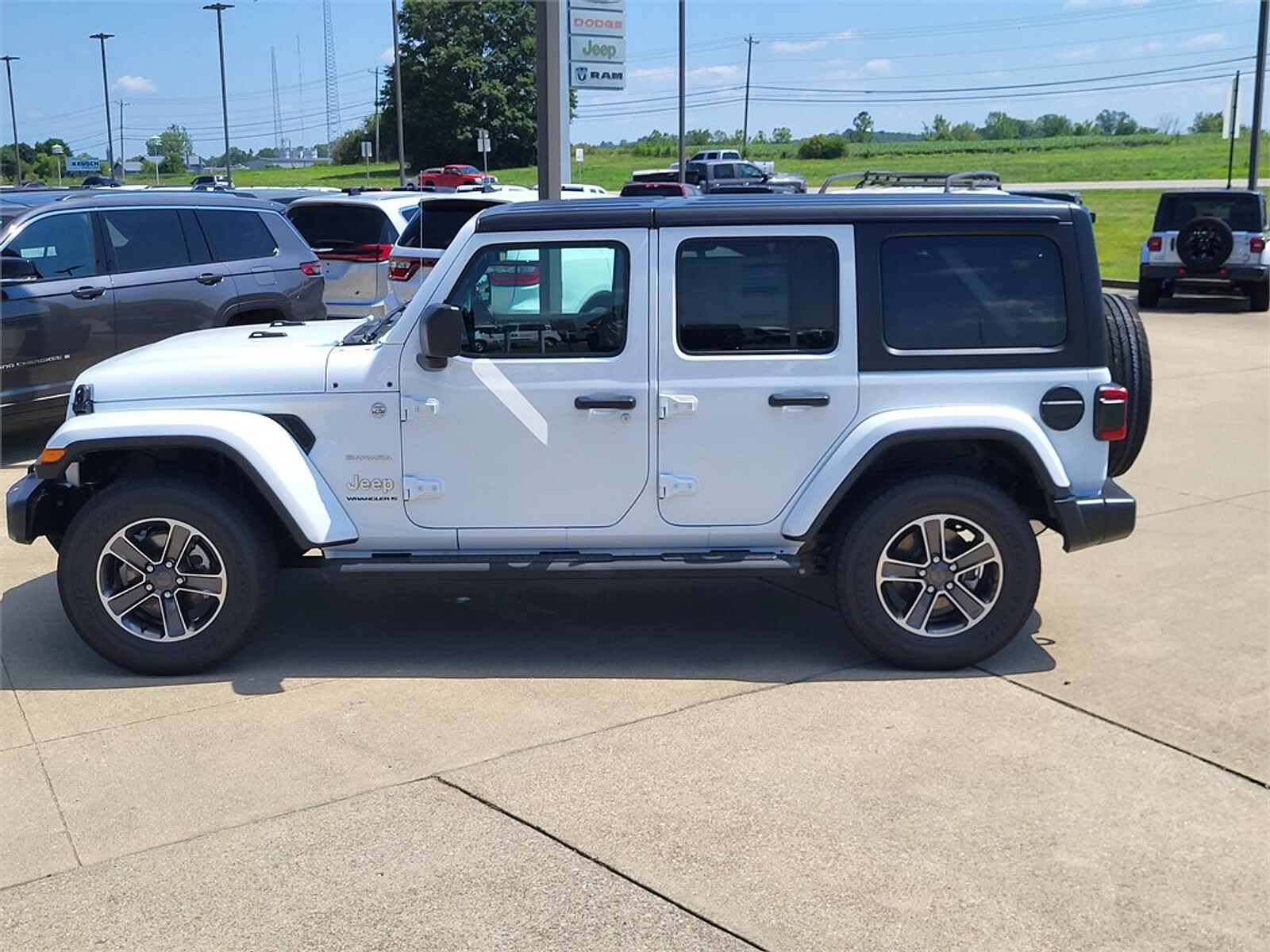 2023 Jeep Wrangler Sahara Sport photo 2
