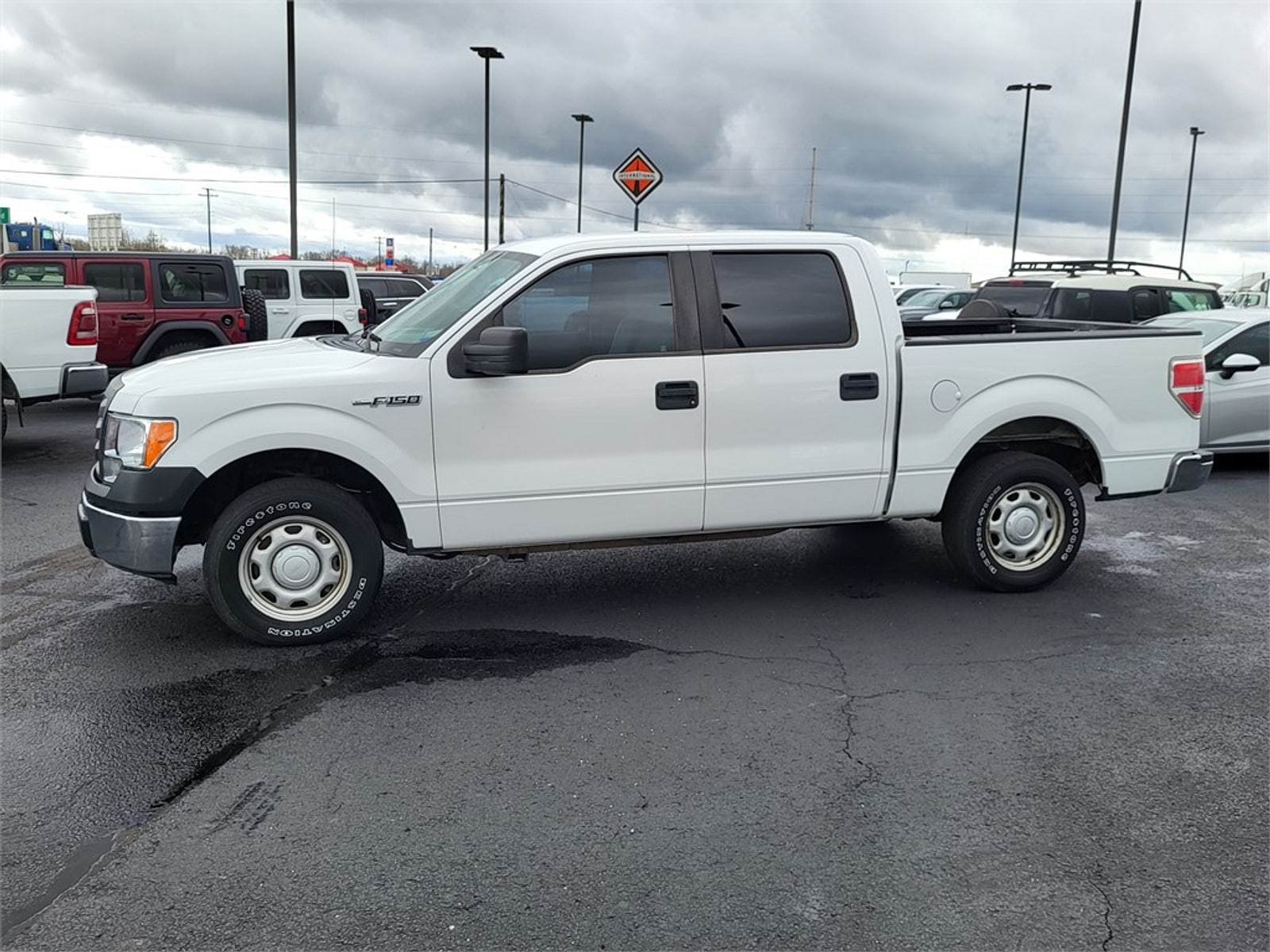 Used 2011 Ford F-150 XL with VIN 1FTFW1CF6BFC15574 for sale in Jasper, IN