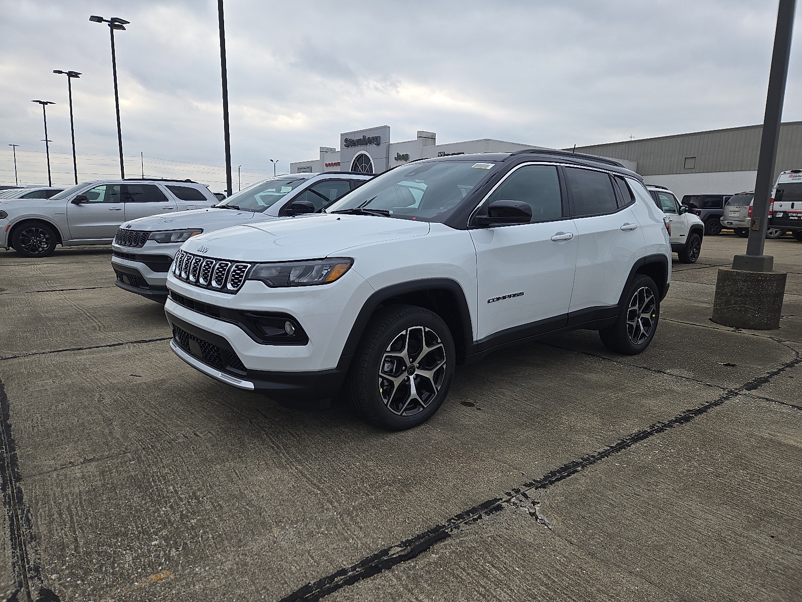 2026 Jeep Compass Limited's photo