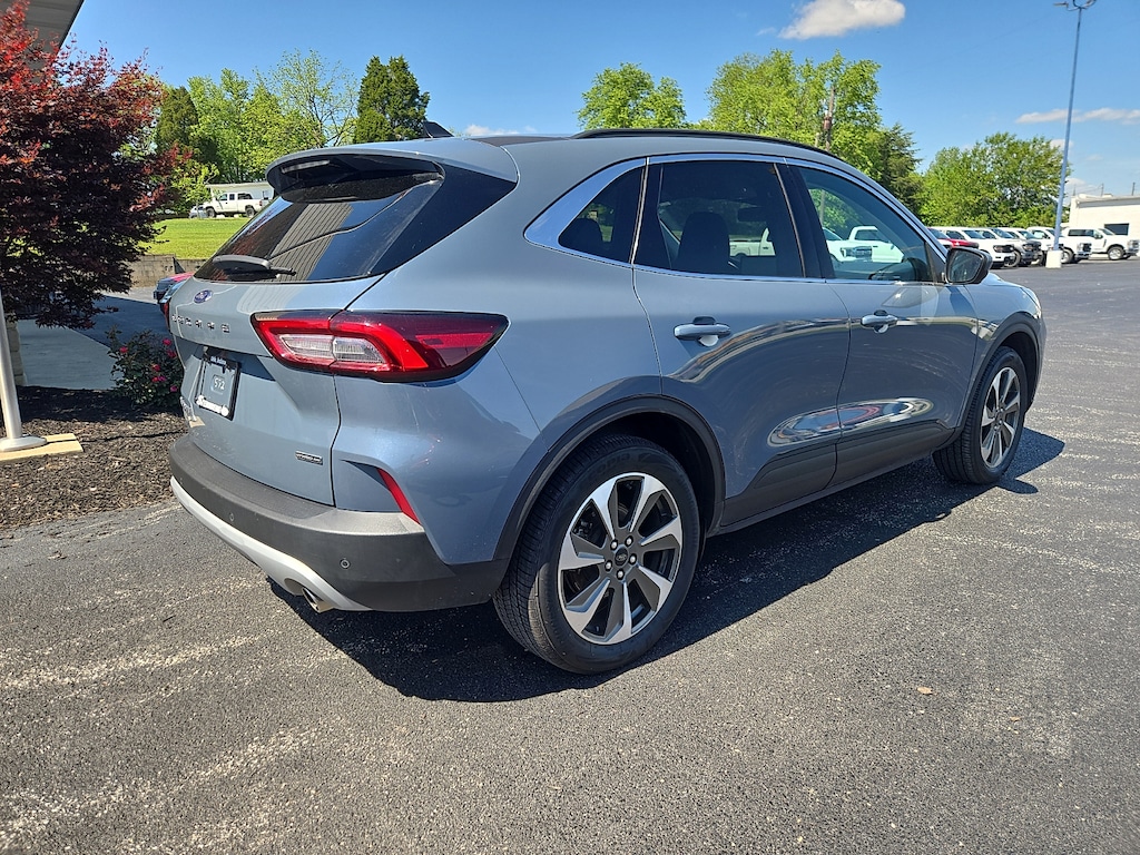 Certified 2025 Ford Escape Platinum