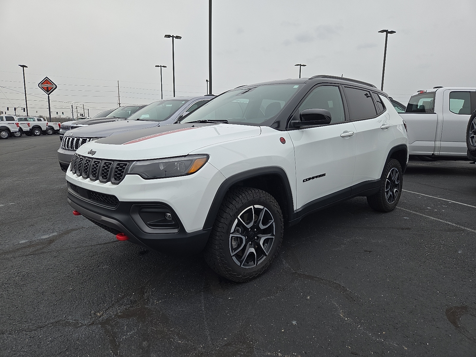 2024 Jeep Compass Trailhawk's photo