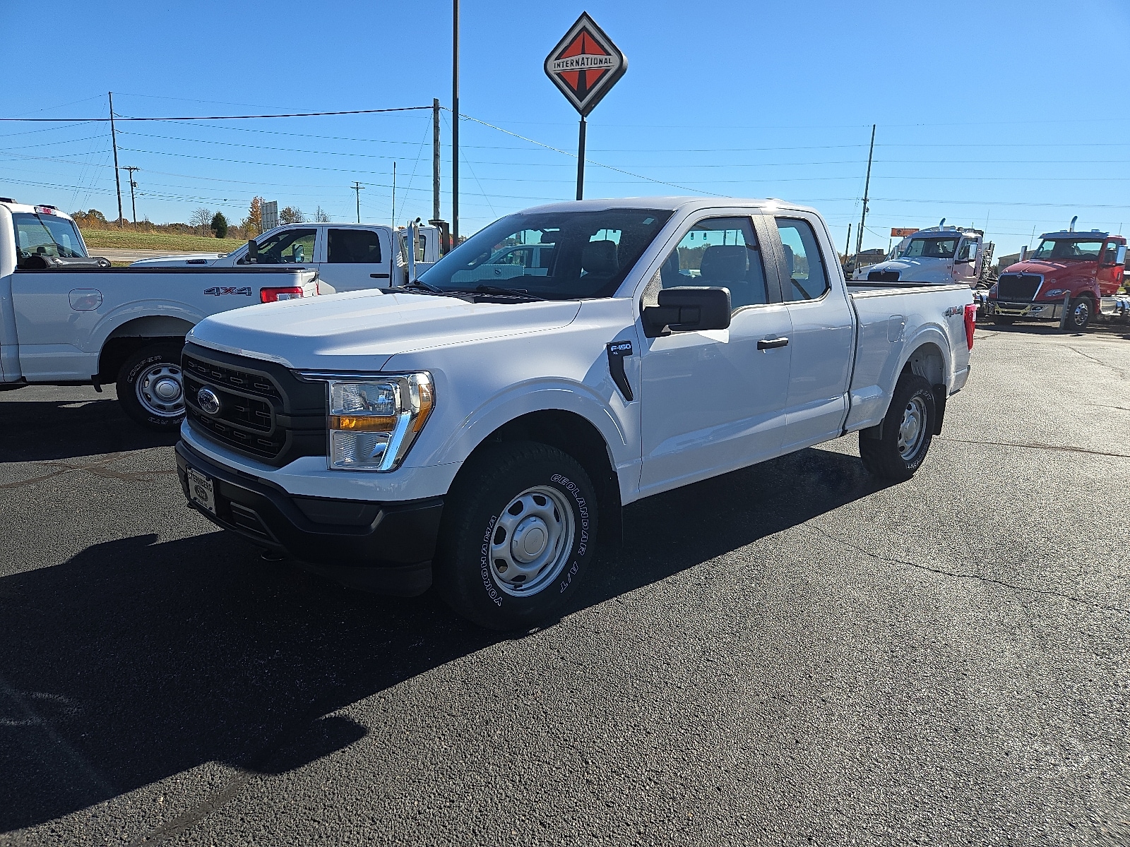 2021 Ford F-150 XL's photo