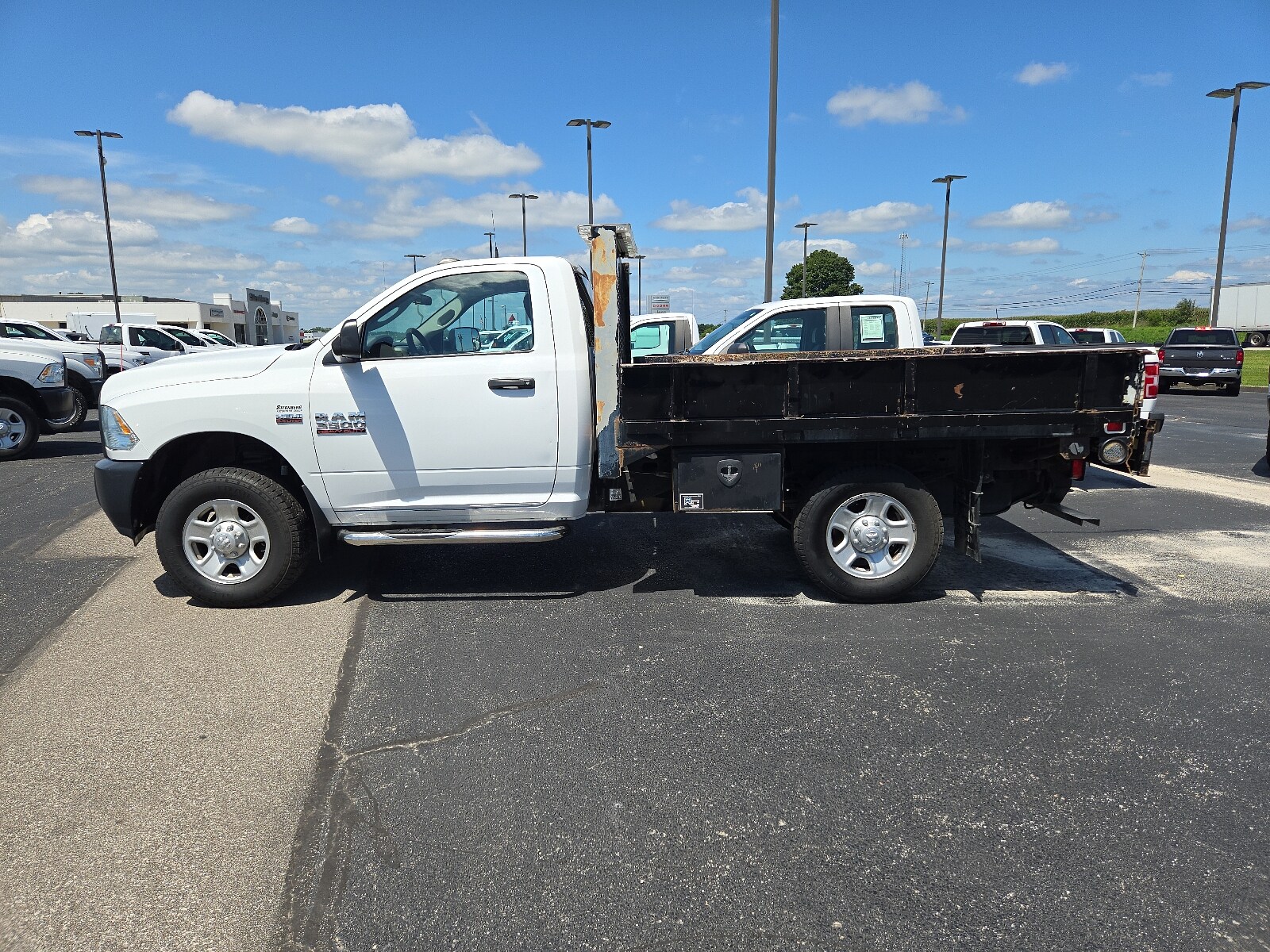 2018 Ram 3500 Tradesman SLT photo 2