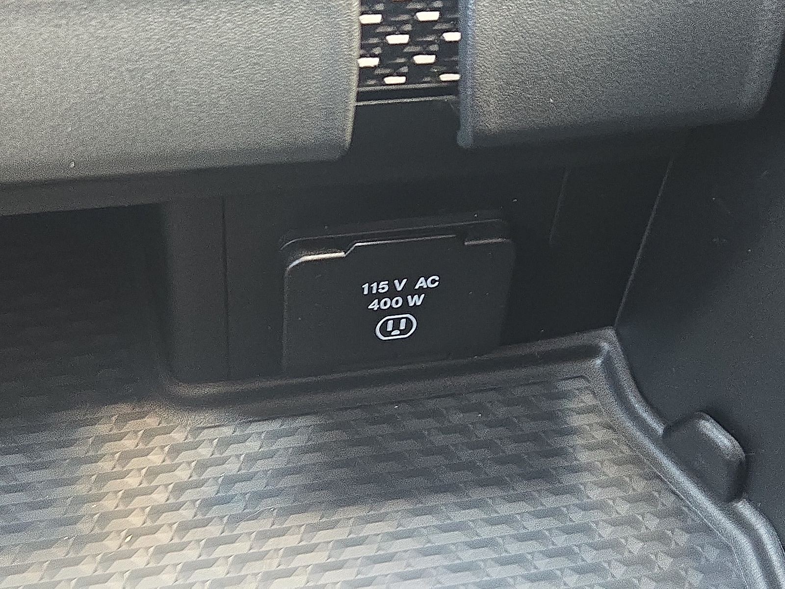 2025 RAM 1500 Laramie - Photo 19
