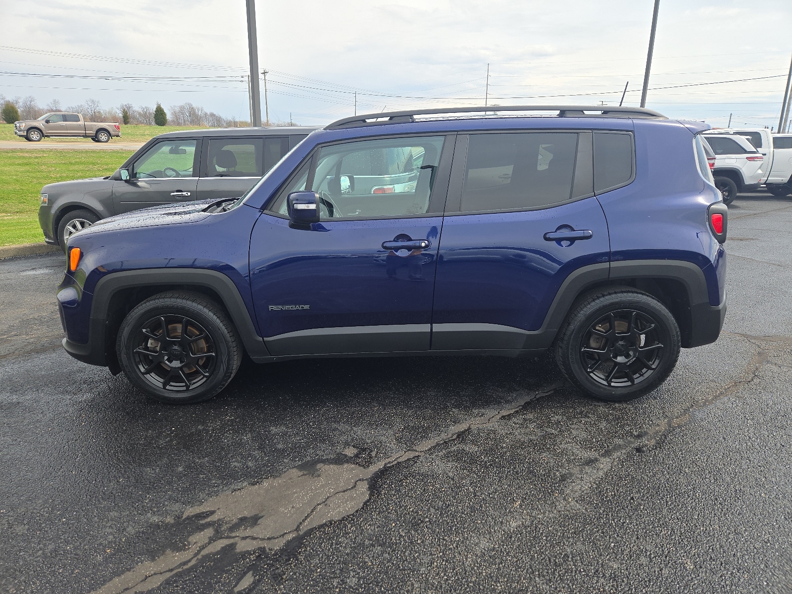 Used 2020 Jeep Renegade Altitude with VIN ZACNJAB17LPK98394 for sale in Jasper, IN