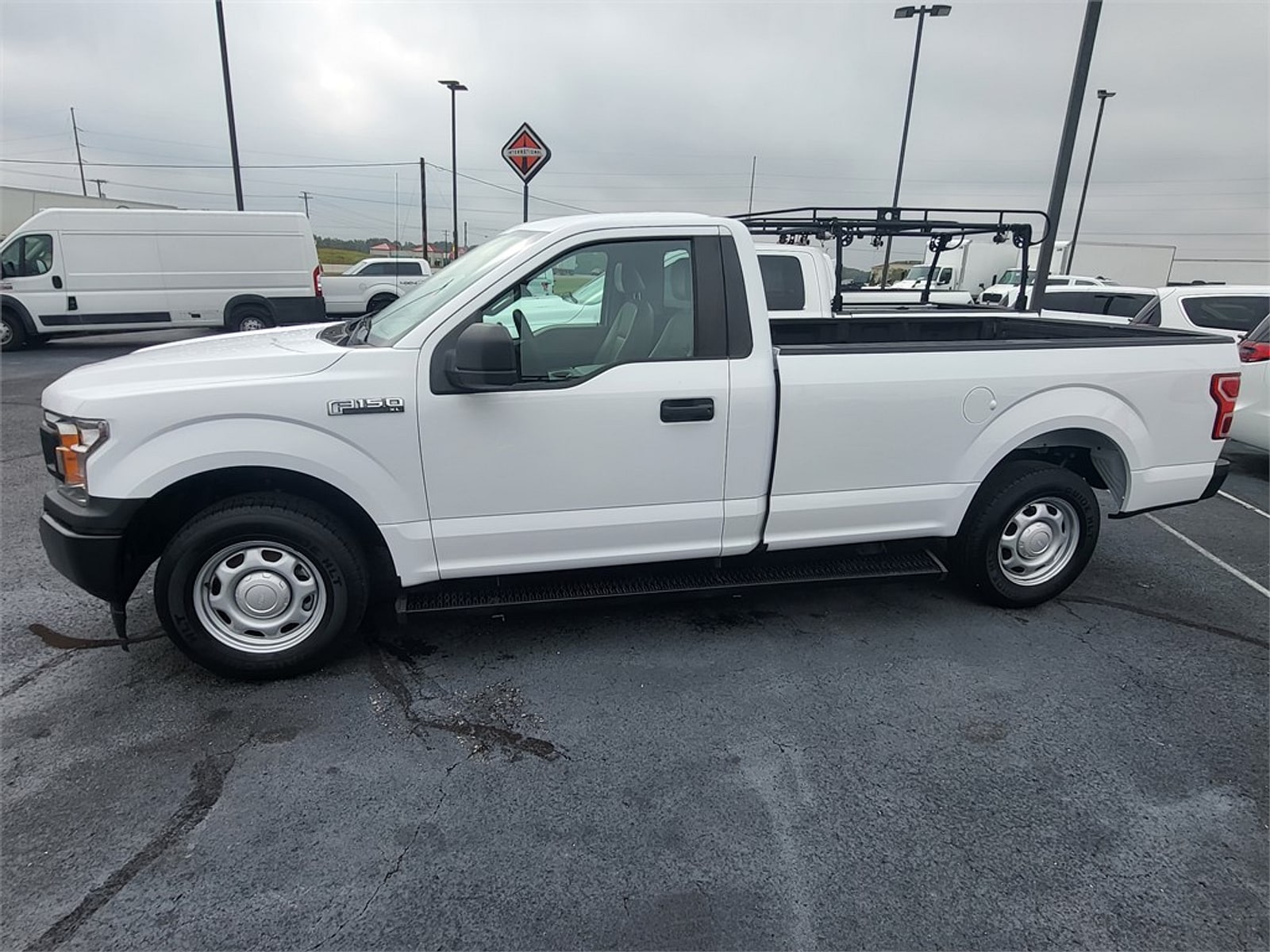 Used 2018 Ford F-150 XL with VIN 1FTMF1CB6JKF34063 for sale in Jasper, IN