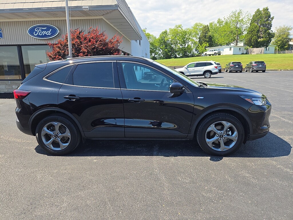 Certified 2025 Ford Escape ST-Line Select