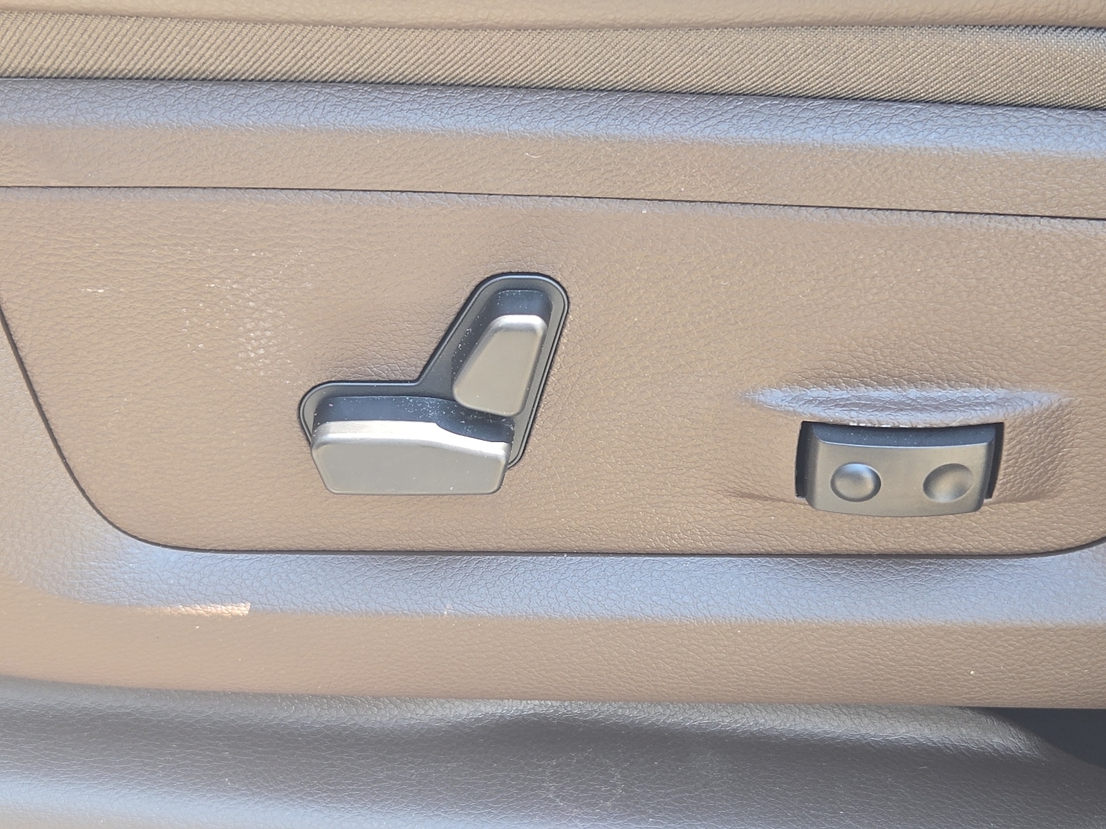 2025 RAM 2500 Laramie - Photo 12