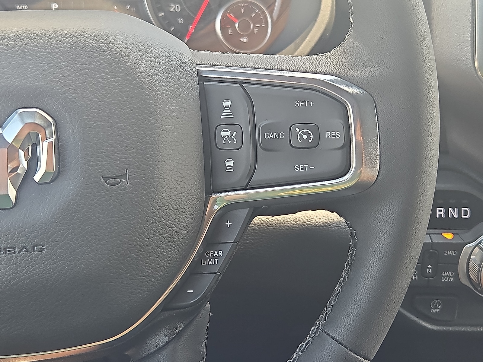 2025 RAM 1500 Laramie - Photo 23