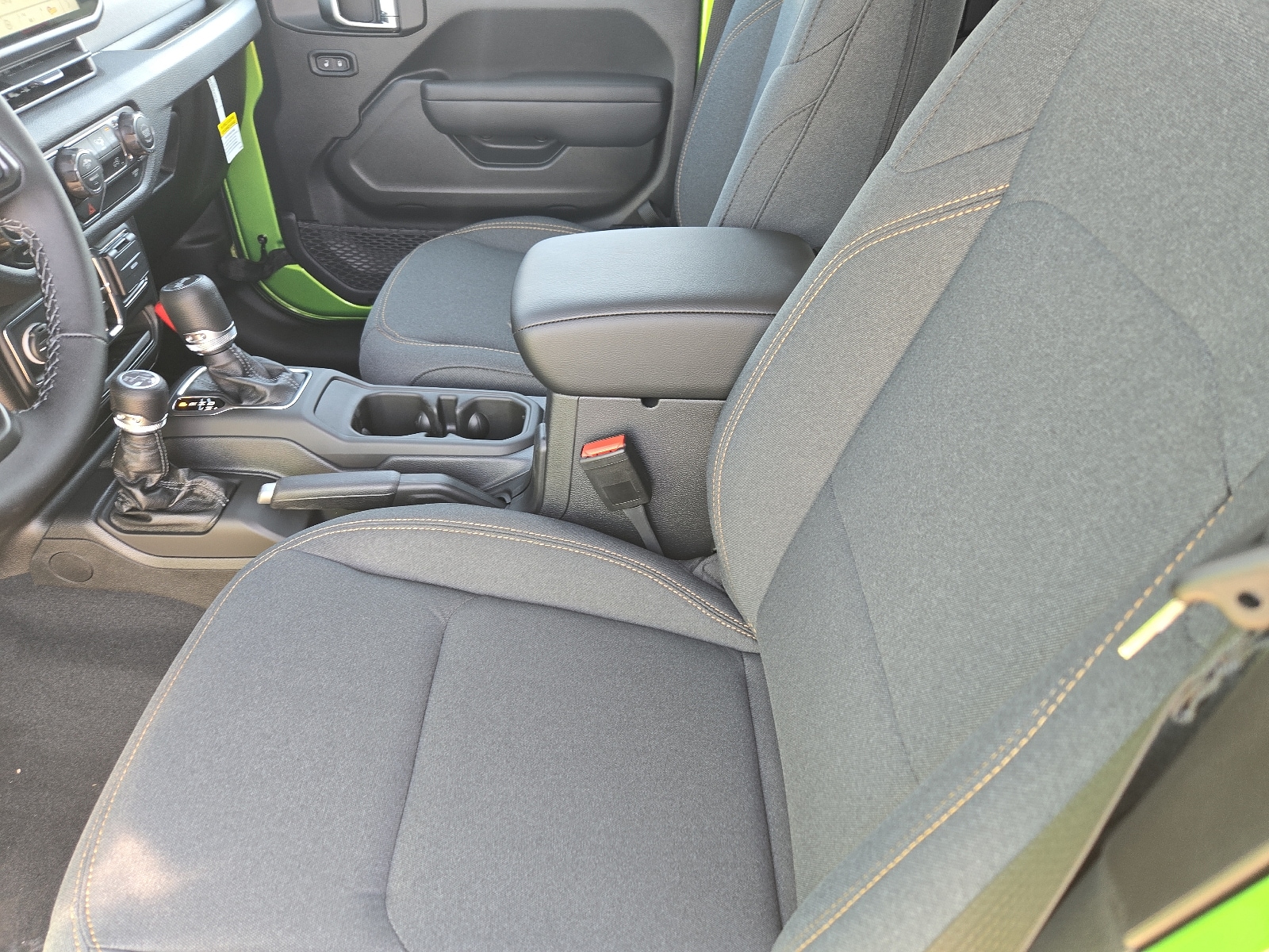 2025 Jeep Wrangler 4-Door Sport S - Photo 9