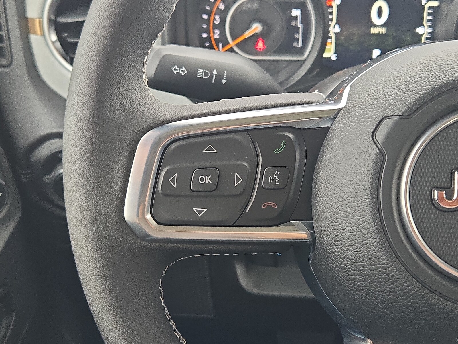 2025 Jeep Wrangler 4-Door Sahara - Photo 16