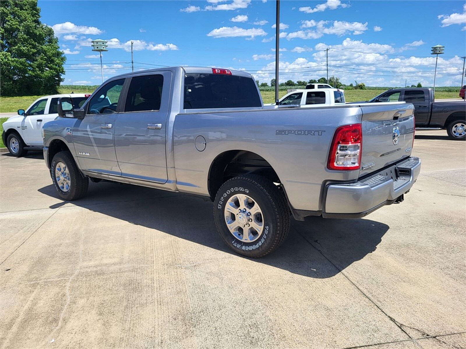 2024 Ram 2500 Big Horn photo 3