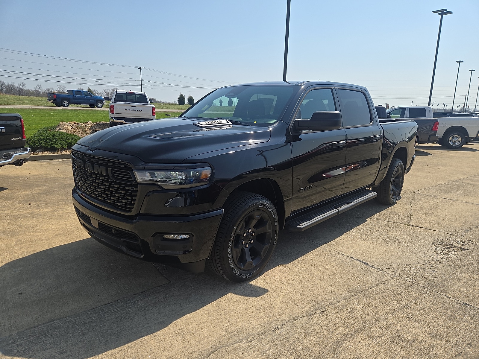 2026 RAM 1500 Express 4x4 Crew Cab 5'7's photo