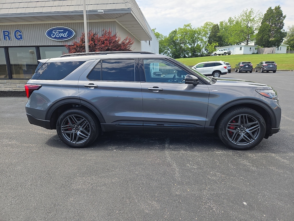 Certified 2025 Ford Explorer ST-Line