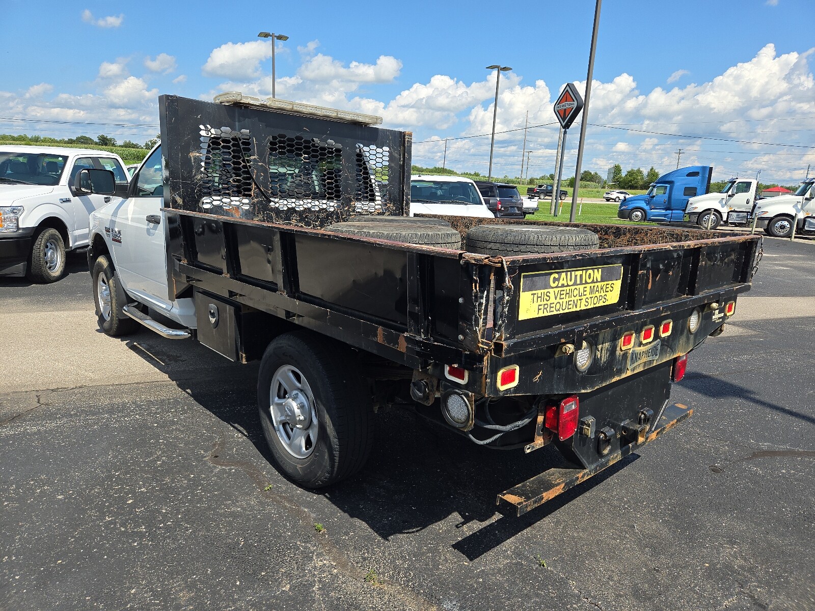 2018 Ram 3500 Tradesman SLT photo 3