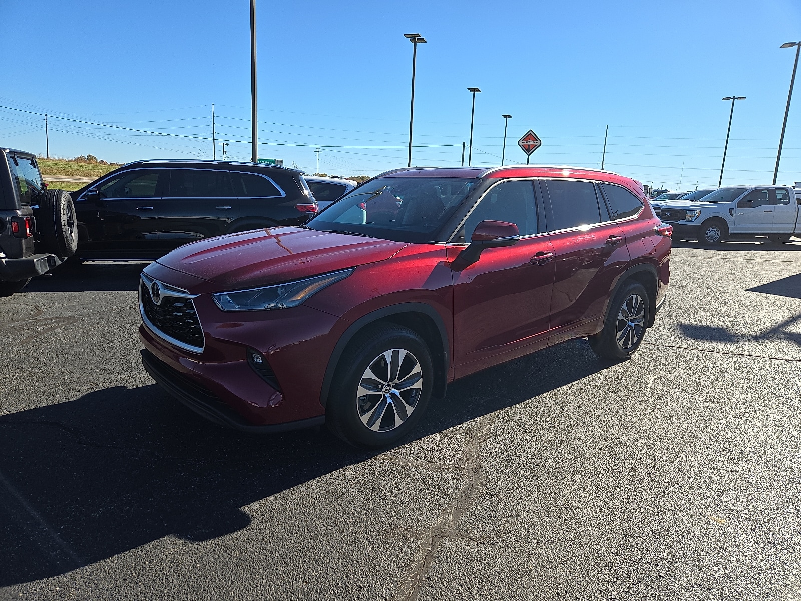 2022 Toyota Highlander XLE's photo