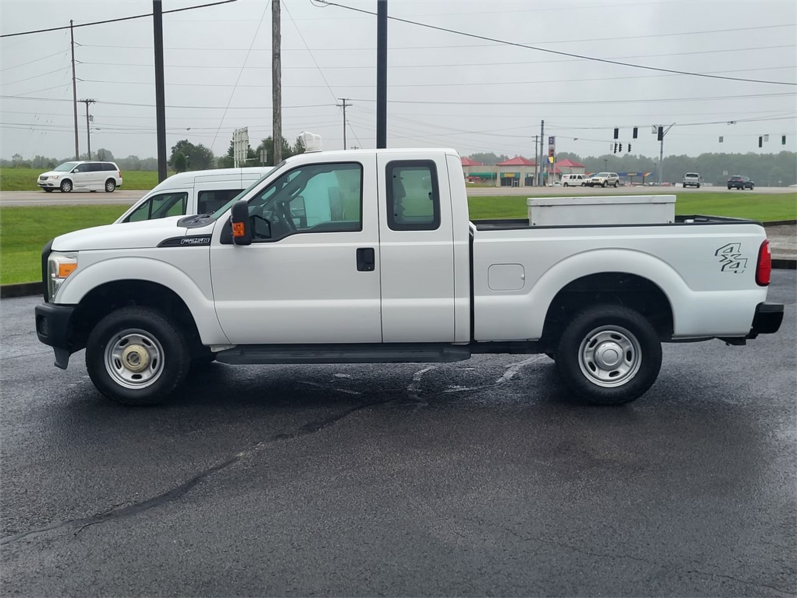 Used 2015 Ford F-250 Super Duty XL with VIN 1FT7X2B69FEA12859 for sale in Jasper, IN