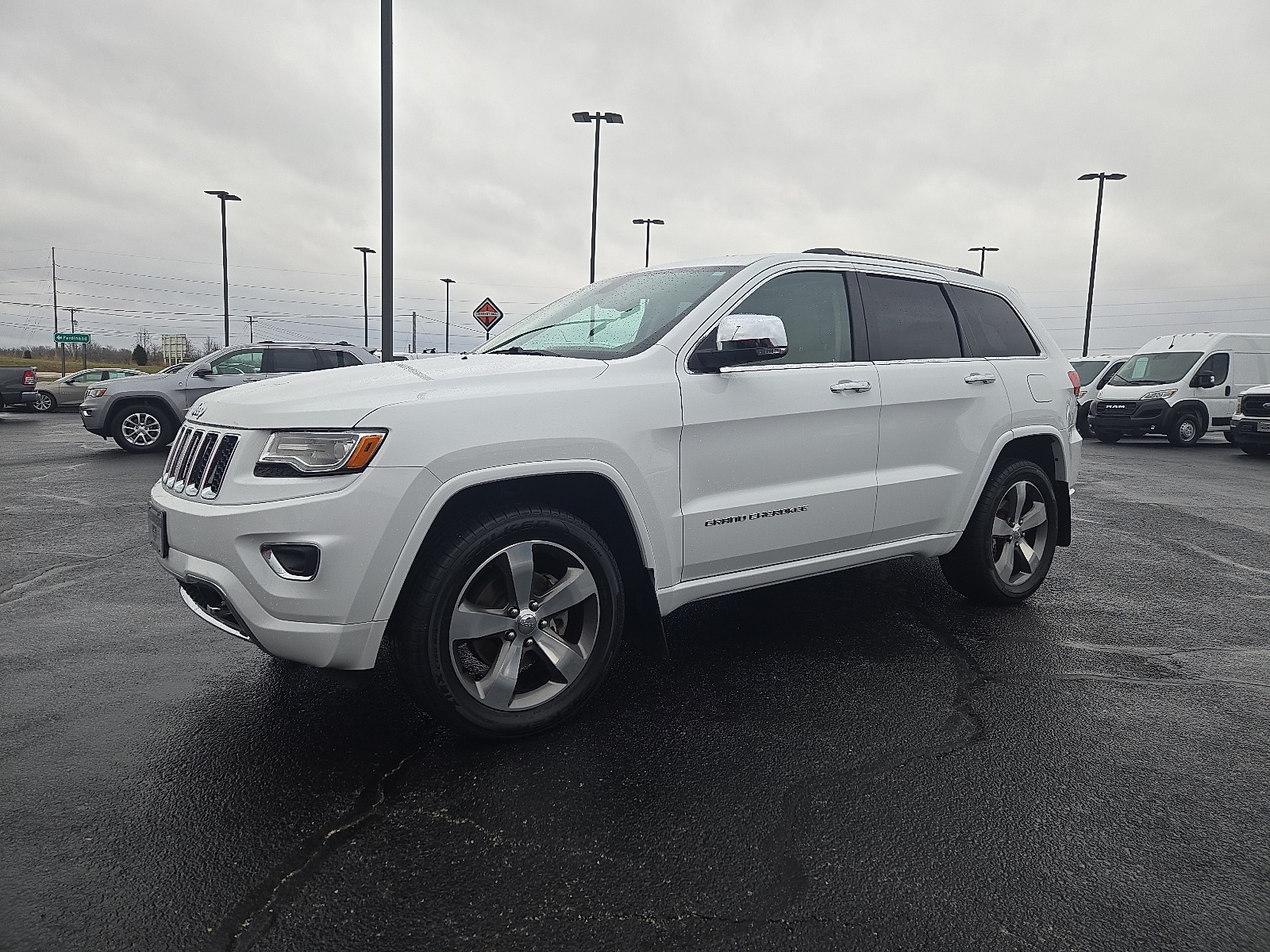 2015 Jeep Grand Cherokee Overland's photo