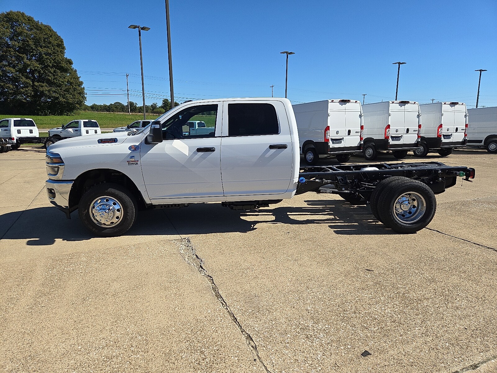 2026 Ram 3500 Tradesman photo 2