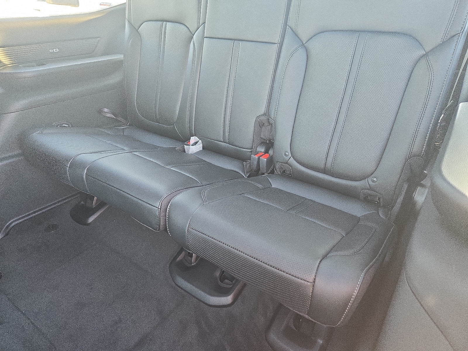 2025 Jeep Wagoneer Series II - Photo 12