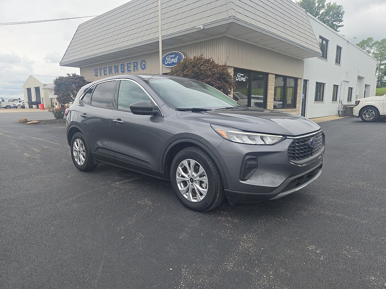 2023 Ford Escape 