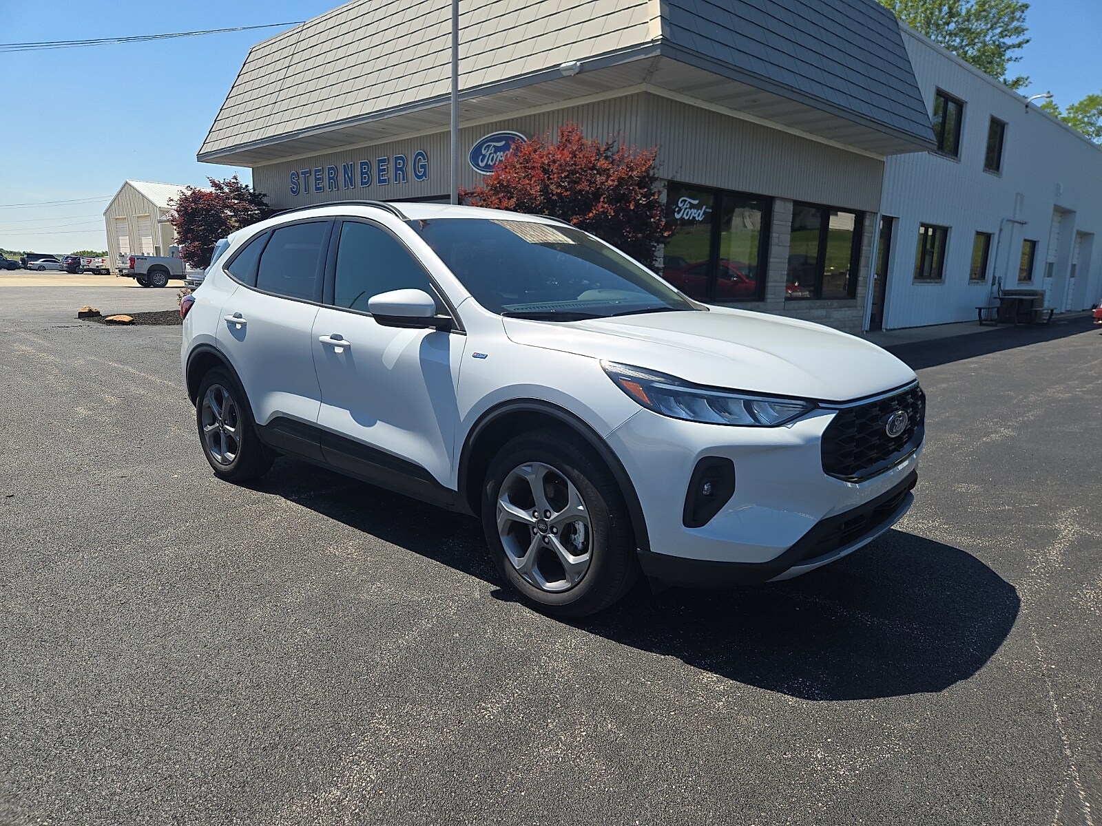 2025 Ford Escape Hybrid