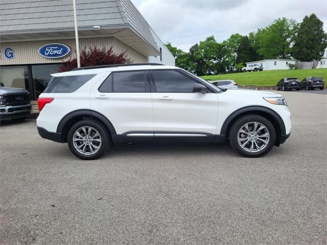 Certified 2022 Ford Explorer XLT with VIN 1FMSK8DH1NGA70439 for sale in Dale, IN